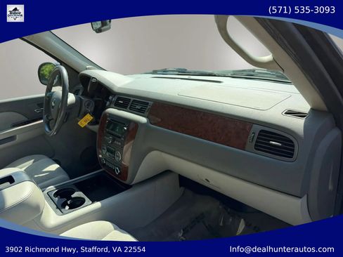 Used 2008 Chevrolet Tahoe LT w/ Convenience Package 1 AWD/4WD image 15