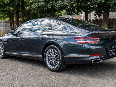 Used 2024 Genesis G80 2.5T image 4