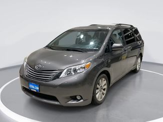 Used 2017 Toyota Sienna XLE video 1