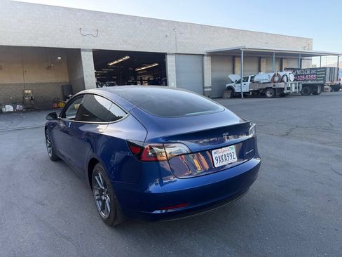 Used 2021 Tesla Model 3 Long Range AWD/4WD image 4