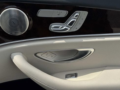 Used 2022 Mercedes-Benz E 350 Sedan image 15