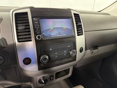 Used 2019 Nissan Frontier SV AWD/4WD image 14