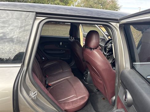 Used 2017 MINI Cooper Clubman image 12