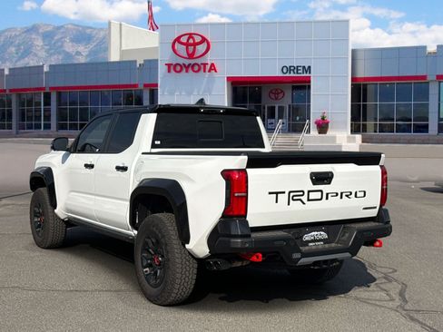 Used 2026 Toyota Tacoma TRD Pro AWD/4WD image 6