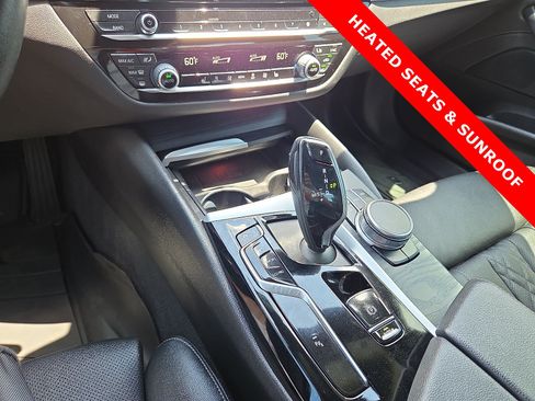 Used 2023 BMW 530i xDrive AWD/4WD image 25