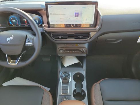 New 2025 Ford Bronco Sport Outer Banks w/ Outer Banks Tech Package+ AWD/4WD image 18