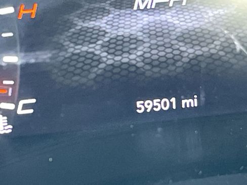 Used 2021 Dodge Charger SXT w/ Cold Weather Package image 31