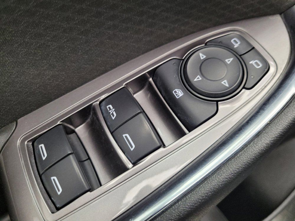 Used 2020 Chevrolet Malibu LT FWD image 27