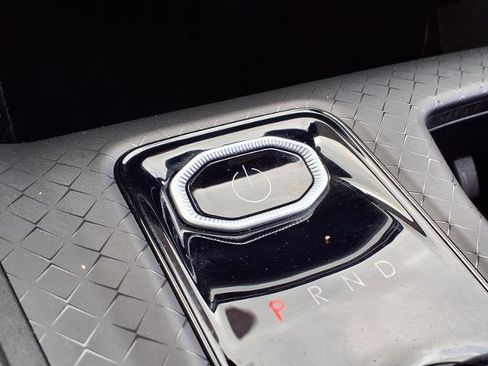 Used 2025 Jeep Wagoneer S Limited image 10