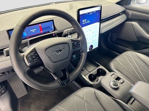 Used 2024 Ford Mustang Mach-E Select image 7