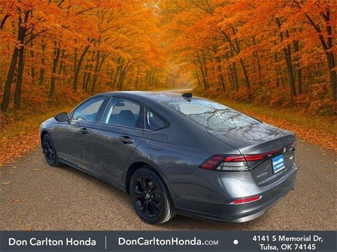 Certified 2025 Honda Accord SE image 6