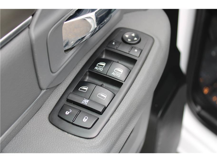 Used 2018 RAM 1500 Big Horn AWD/4WD image 13