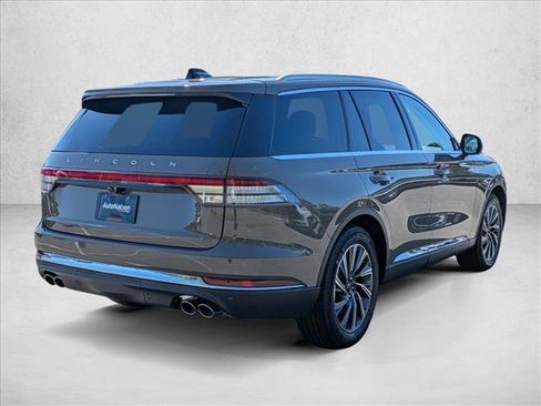 New 2025 Lincoln Aviator 2WD w/ Equipment Group 101A image 8