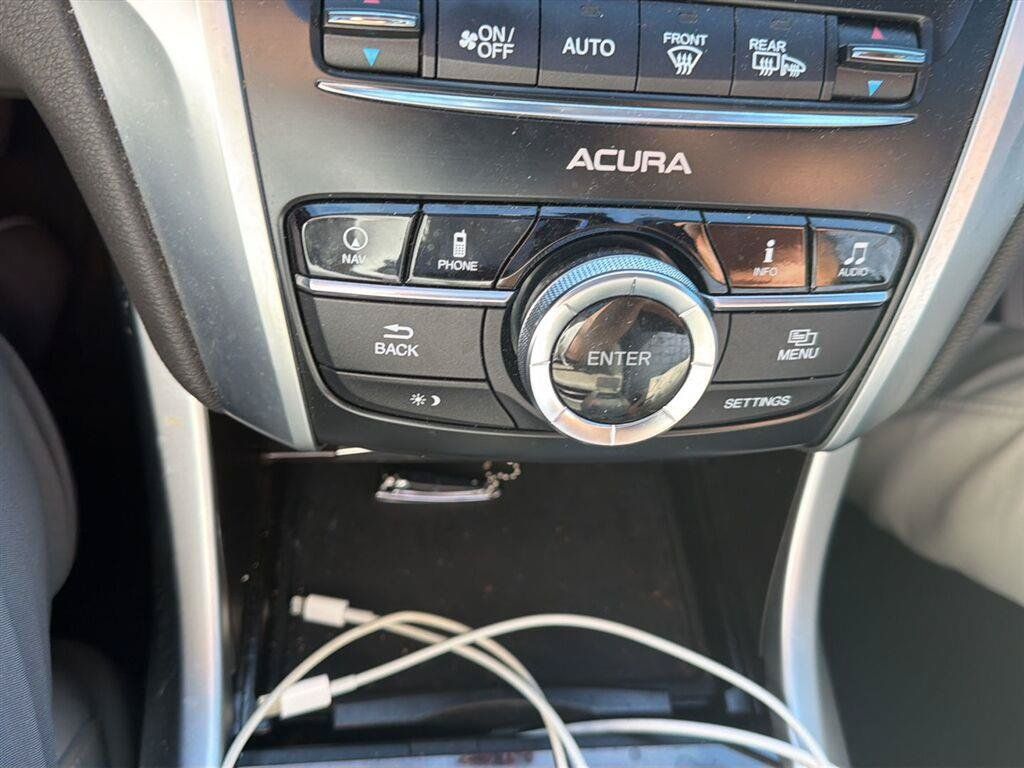 Used 2015 Acura TLX w/ Technology Package AWD/4WD image 18