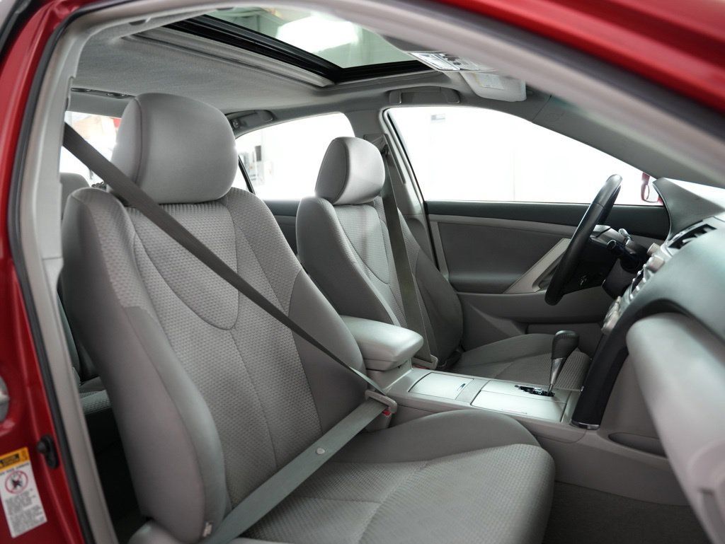 Used 2011 Toyota Camry SE w/ SE Extra-Value Pkg #1 FWD image 52