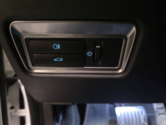 Used 2015 Jaguar XF Portfolio AWD/4WD image 26
