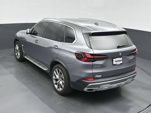 Used 2025 BMW X5 xDrive40i AWD/4WD image 32