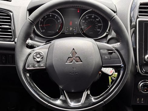 Used 2026 Mitsubishi Outlander Sport AWD image 13