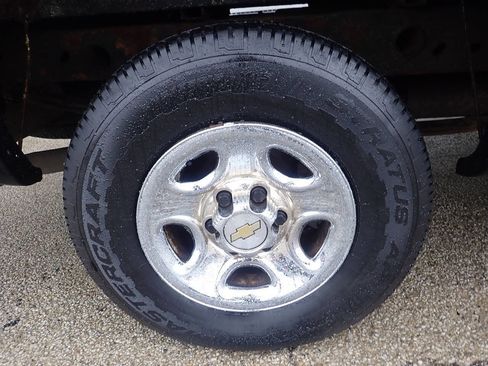 Used 2003 Chevrolet Silverado 1500 W/T image 19