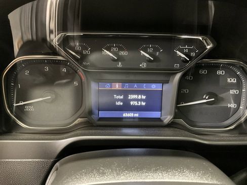 Used 2020 GMC Sierra 2500 AT4 w/ AT4 Preferred Package image 15