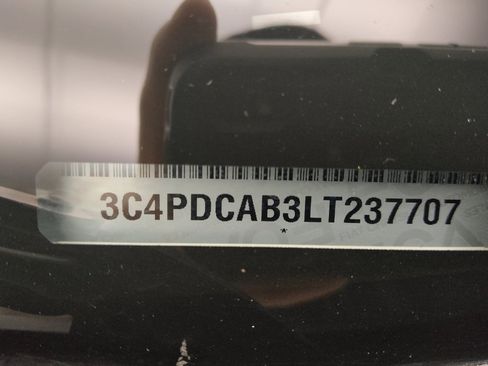 Used 2020 Dodge Journey SE w/ SE Popular Equipment Group image 33