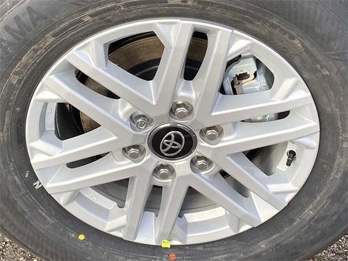 New 2026 Toyota Tundra SR5 image 6