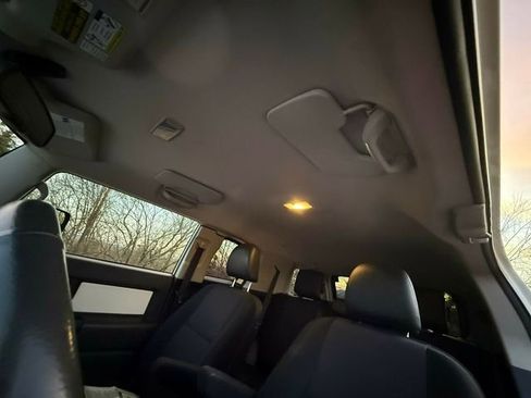 Used 2011 Toyota FJ Cruiser 4WD image 42