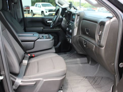 Used 2025 Chevrolet Silverado 2500 Custom w/ Custom Value Package AWD/4WD image 22