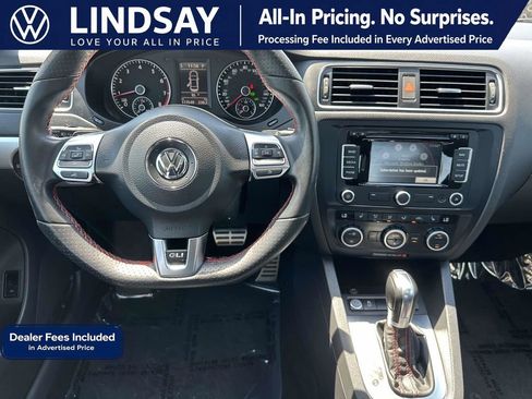 Used 2013 Volkswagen Jetta GLI FWD image 10