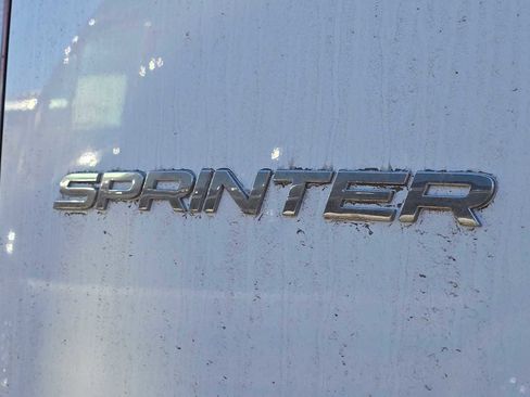 Used 2025 Mercedes-Benz Sprinter 2500 image 17
