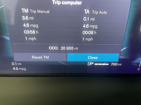 Used 2025 Volvo XC90 B5 Core image 16