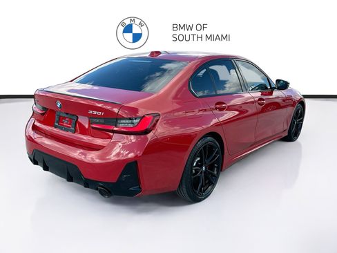 Used 2024 BMW 330i xDrive Sedan w/ M Sport Package AWD/4WD image 7