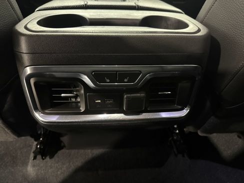 Used 2020 GMC Sierra 1500 Denali w/ Technology Package AWD/4WD image 33