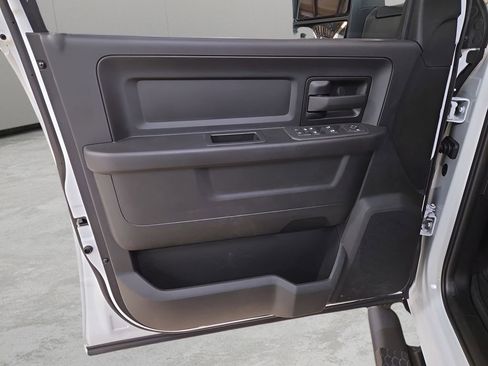 New 2026 RAM 3500 Tradesman AWD/4WD image 10