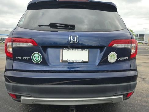 Used 2020 Honda Pilot EX image 4