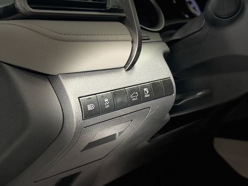 Used 2024 Toyota Camry LE w/ Convenience Package FWD image 17