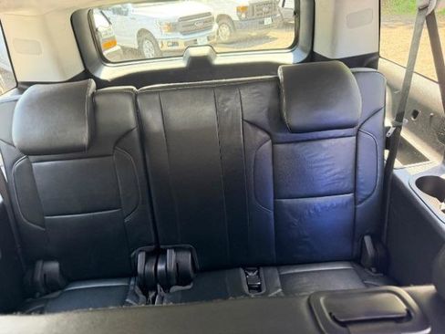 Used 2019 Chevrolet Suburban LT AWD/4WD image 30