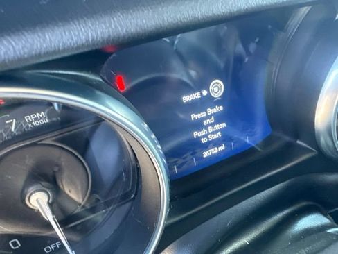 Used 2022 Jeep Wrangler Unlimited Sahara w/ Cold Weather Group AWD/4WD image 12