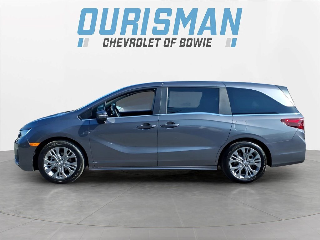 Used 2025 Honda Odyssey Touring image 4