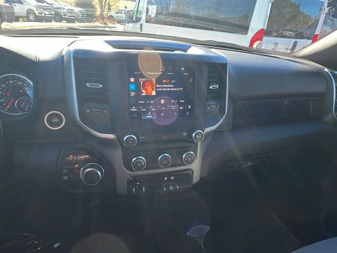 Used 2024 RAM 2500 Big Horn w/ Bed Utility Group image 33