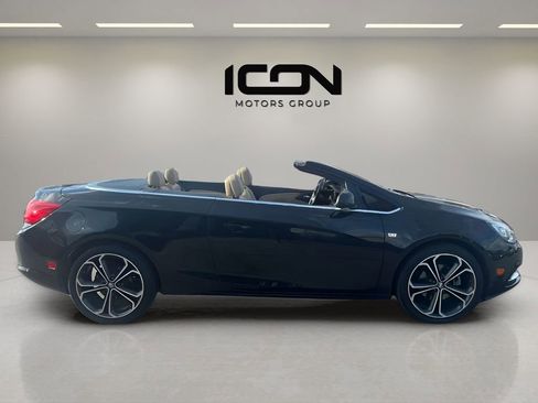 Used 2017 Buick Cascada Premium image 7