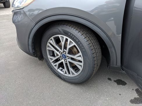 Certified 2022 Ford Escape SEL image 39