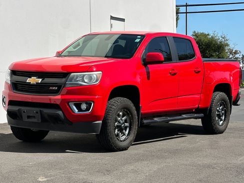 Used 2019 Chevrolet Colorado Z71 AWD/4WD image 8