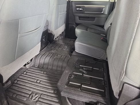 Used 2019 RAM 1500 Big Horn AWD/4WD image 30