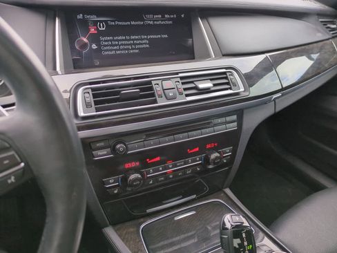 Used 2015 BMW 750i xDrive 750i xDrive image 29