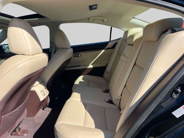 Used 2017 Lexus ES 350 w/ Navigation System Package FWD image 15