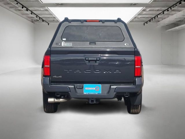 Used 2024 Toyota Tacoma SR5 AWD/4WD image 5
