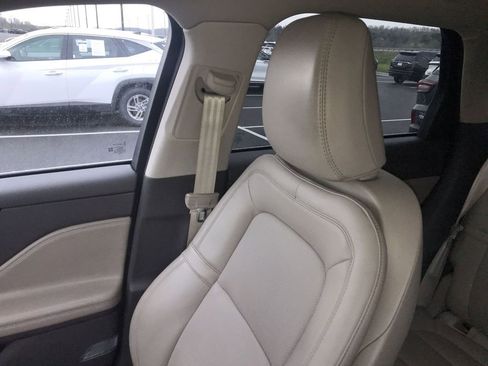 Used 2023 Lincoln Corsair AWD w/ Equipment Group 101A image 23