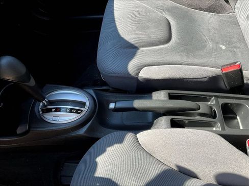 Used 2013 Honda Fit image 18