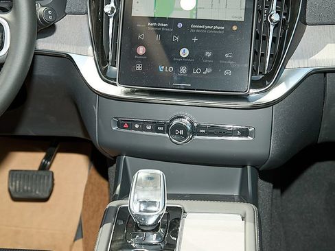 New 2026 Volvo XC90 T8 Ultra w/ Protection Package AWD/4WD image 29